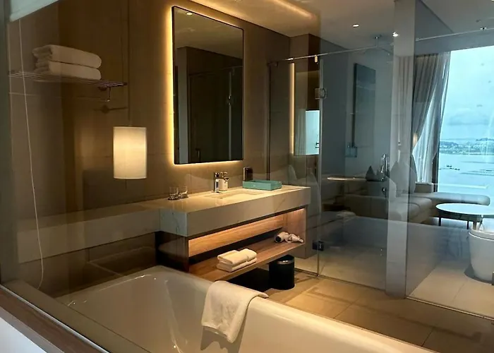 Solstay A La Carte Bay Hạ Long